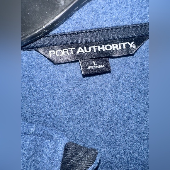 Port Authority Pro Fleece Full Zip Jacket. Size Large. - Picture 5 of 6
